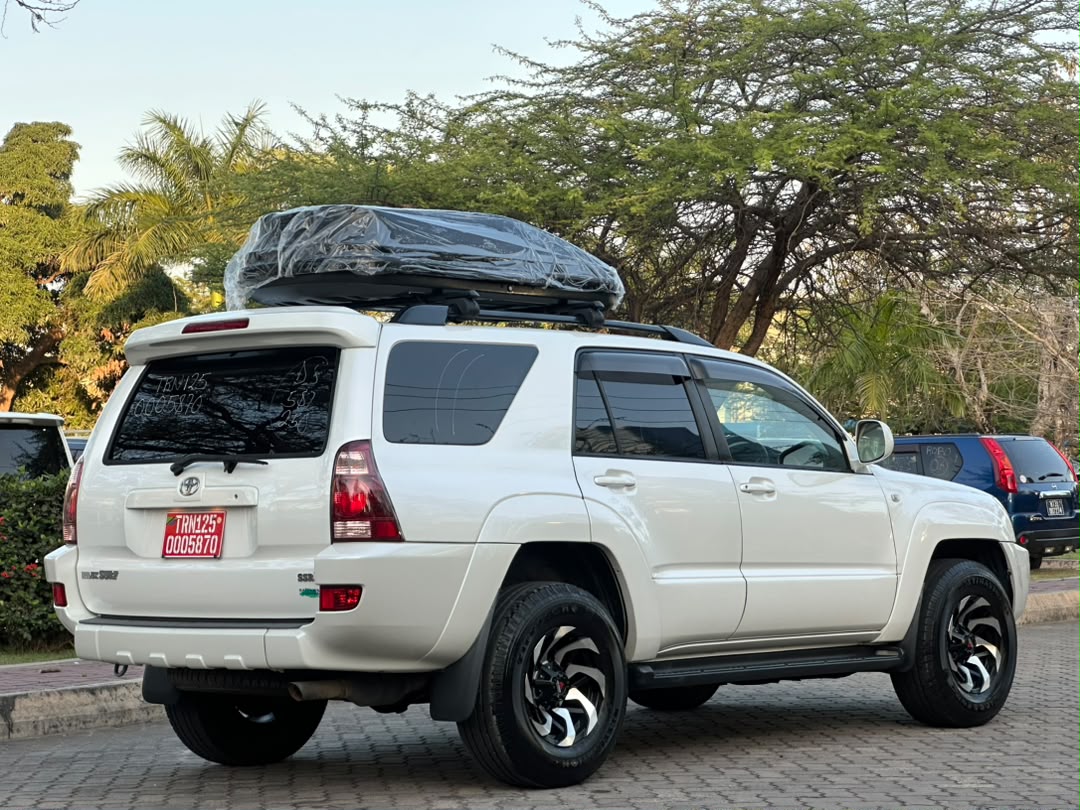 TOYOTA HILUX SURF thumbnail 8
